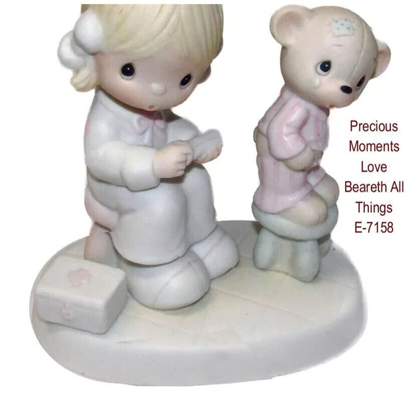 Precious Moments Figurine Love Beareth All Things 1981 E-7158 Nurse Bear Enesco - Picture 1 of 12